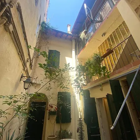 Casa Nella Corte Antica Boloňa